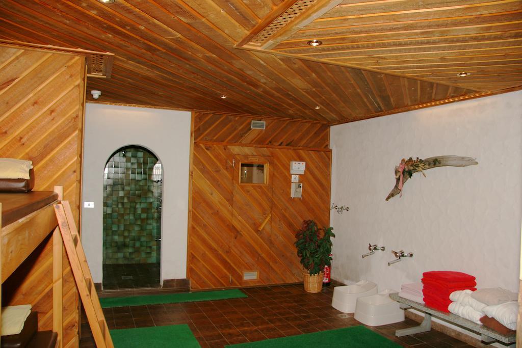 Hotel Mooserhof Sexten Екстериор снимка
